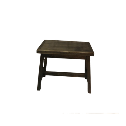 590 - Lodge Bench