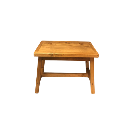 590 - Lodge Bench